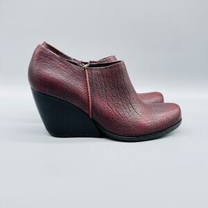 Kork-Ease Shoes Womens 9 Red Leather Wedge Booties Leather Zip Comfort Casual